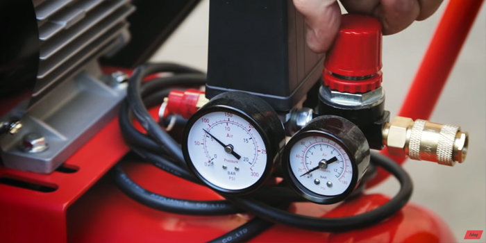 Настраиваем рабочее давление компрессора FUBAG Настраиваем-рабочее-давление-компрессора-FUBAG.jpg