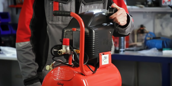 Устанавливаем воздушный фильтр в компрессор FUBAG Устанавливаем-воздушный-фильтр-в-компрессор-FUBAG.jpg