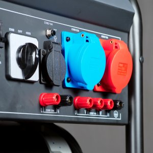 Бензиновый генератор FUBAG BS 7500 XD ES DUPLEX в Астрахани фото