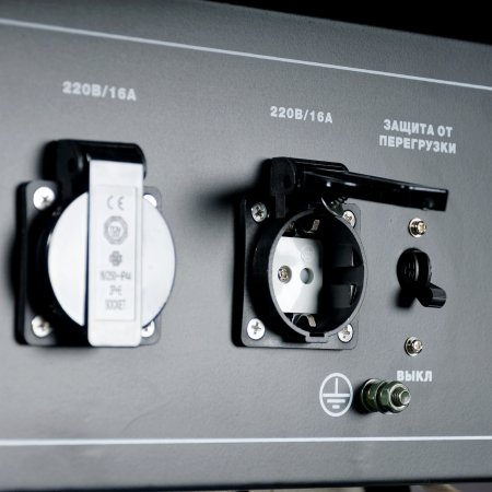 Бензиновый генератор FUBAG BS 3300 A ES с электростартером и коннектором автоматики в Астрахани фото