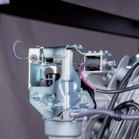 Бензиновый генератор FUBAG BS 8000 DA ES (трехфазный) с электростартером и коннектором автоматики в Астрахани фото